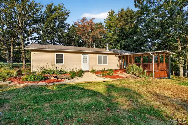 18095 County Road 4160, St James, MO 65559