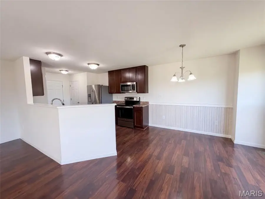 5128 Suson Ridge Drive, Saint Louis, MO 63128 - #2