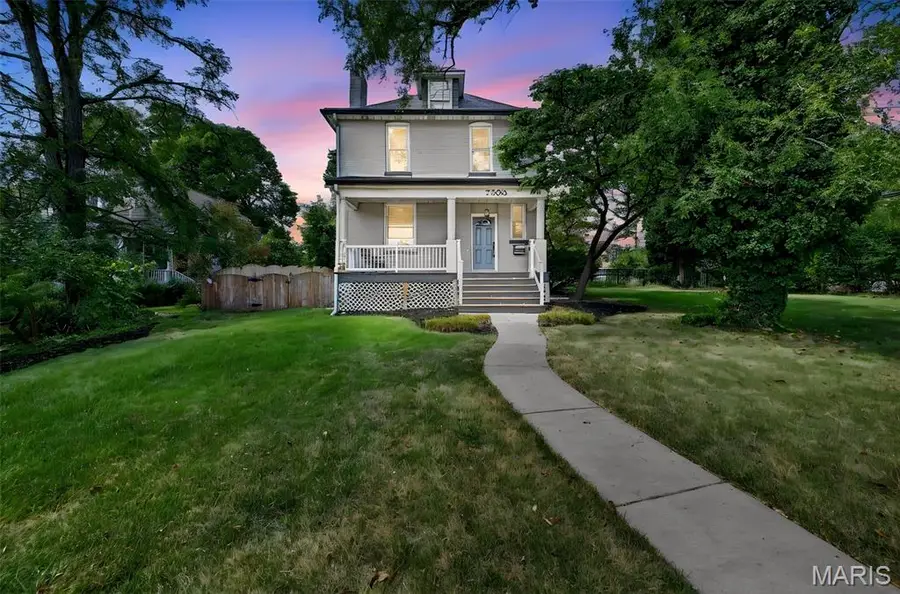 7303 Lindbergh Drive, Saint Louis, MO 63117 - #3