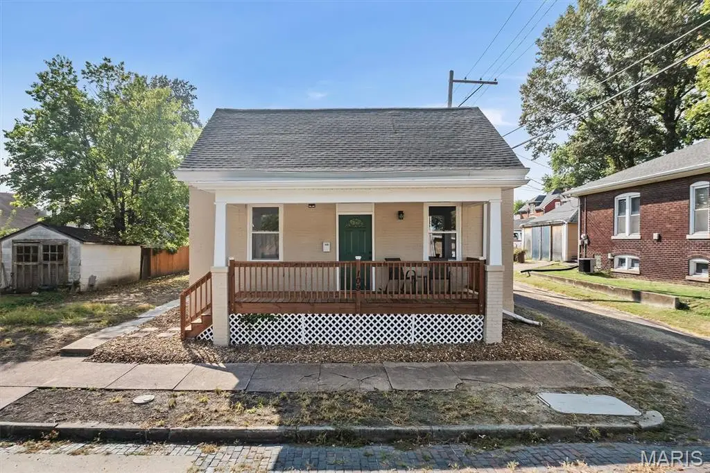 109 N Oak Street, Belleville, IL 62220 - #1