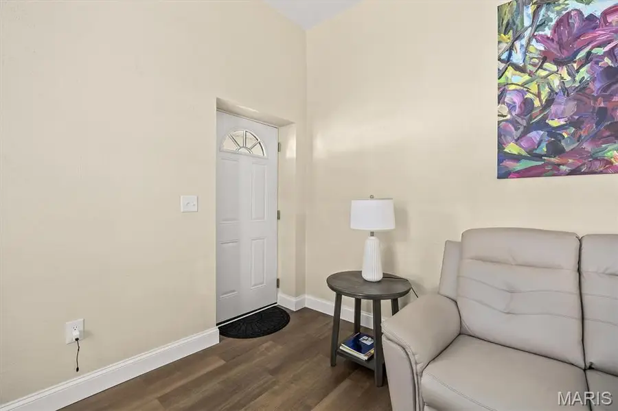 109 N Oak Street, Belleville, IL 62220 - #3