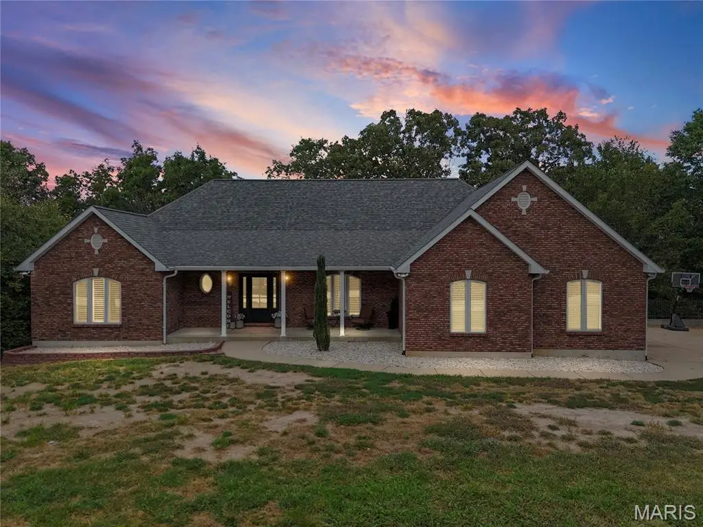 555 Kensington Place, Festus, MO 63028 - #1
