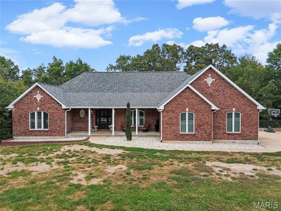 555 Kensington Place, Festus, MO 63028 - #3