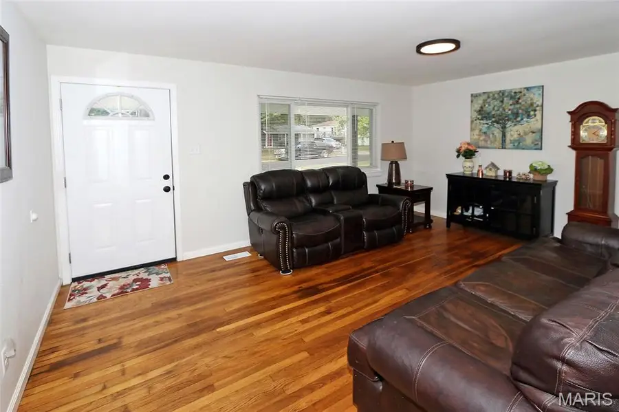 6 Marveline Drive, Saint Charles, MO 63304 - #2