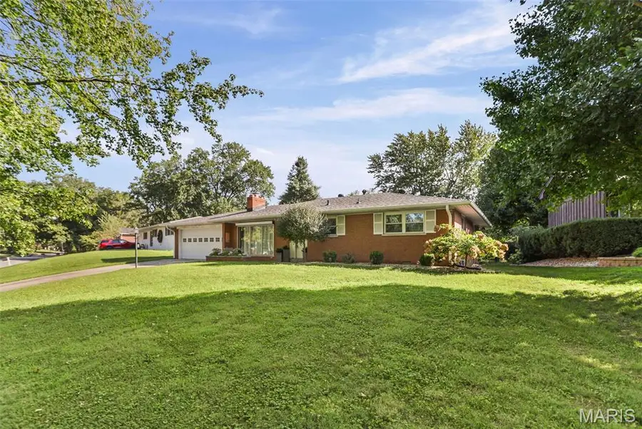 3820 Tanbark Drive, Swansea, IL 62226 - #2