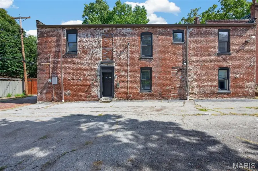 2023 Sidney Street, Saint Louis, MO 63104 - #2