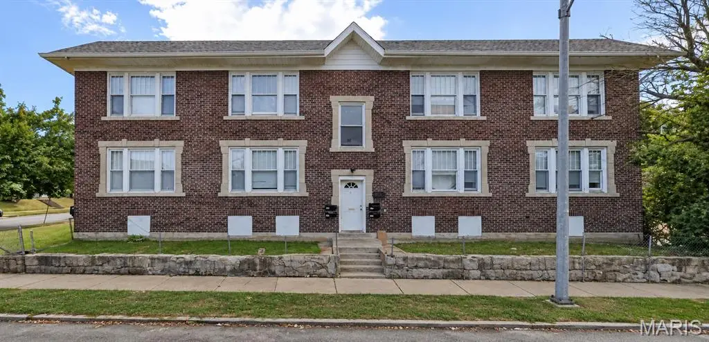 3424 Clara Avenue, Saint Louis, MO 63120 - #1