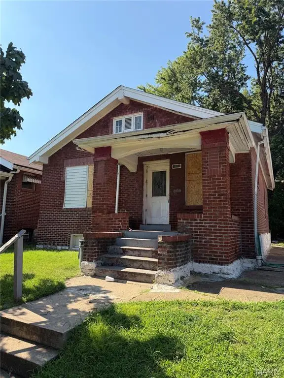 4824 Margaretta Avenue, Saint Louis, MO 63115 - #1