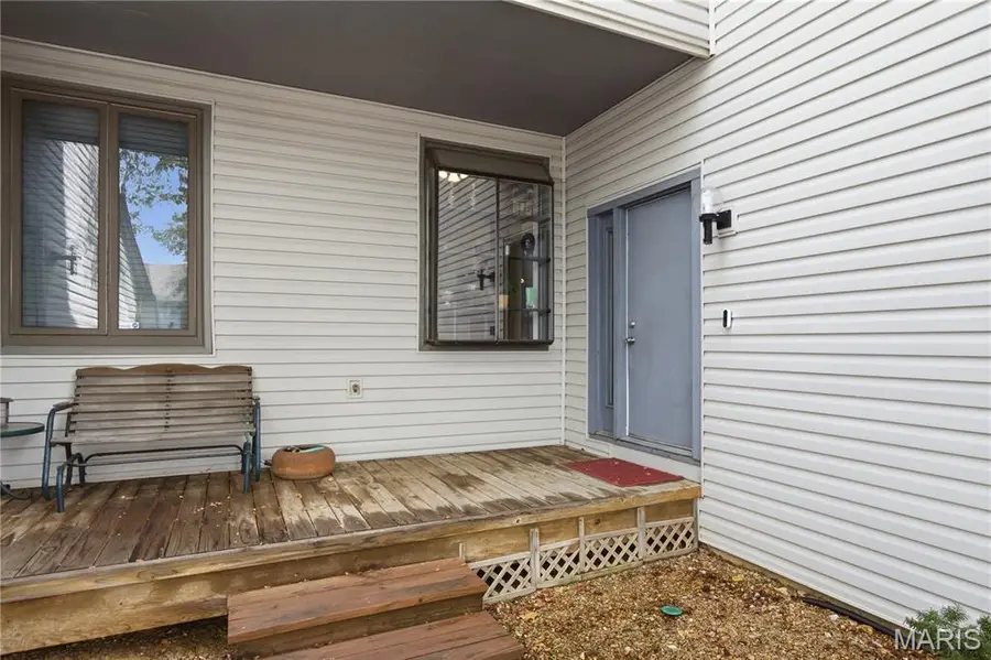 1724 Pineberry Court, Saint Louis, MO 63146 - #3