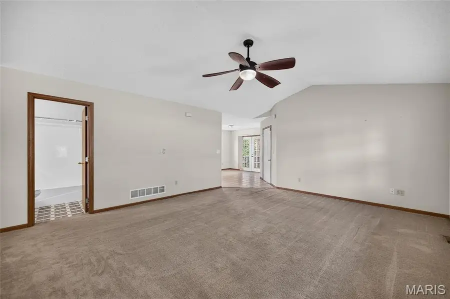22335 Target Road, Saint Robert, MO 65584 - #3