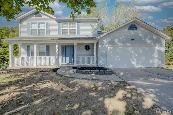 2601 Red Cedar Parc Drive N, O'Fallon, MO 63368