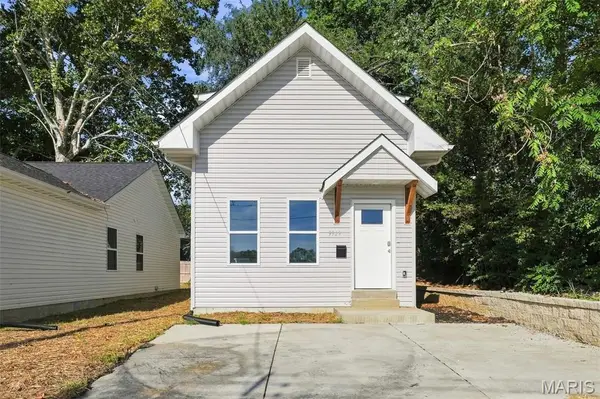9929 S Broadway, St Louis, MO 63125
