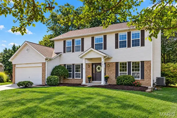 739 Winterfield Drive, St Peters, MO 63304