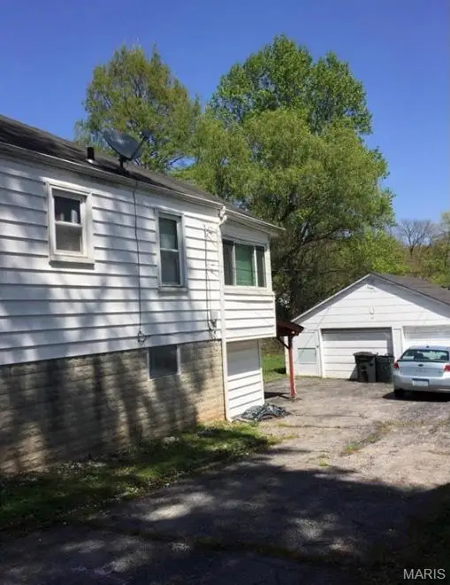 10062 Dorothy Avenue, Riverview, MO 63137 - #2