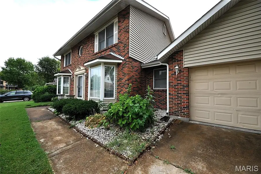 3604 Viembra Drive, Florissant, MO 63034 - #3