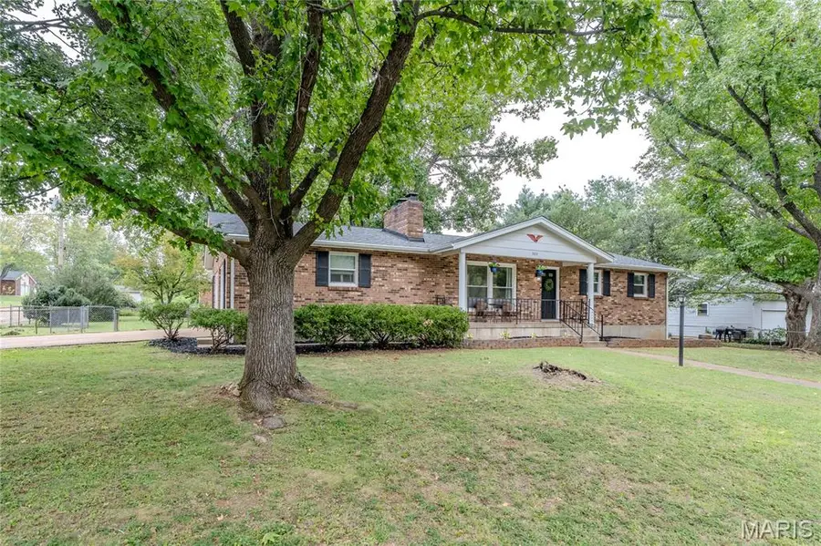 303 Smith Street, Farmington, MO 63640 - #3