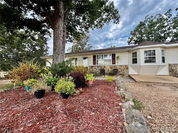 223 Ripley Route E, Doniphan, MO 63935