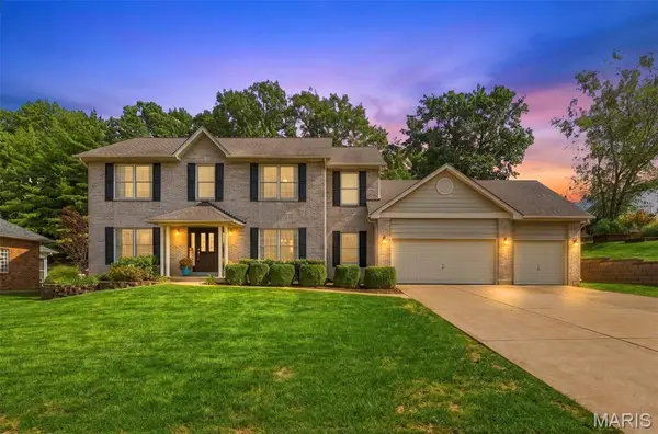 5026 Southridge Park Drive, St Louis, MO 63129