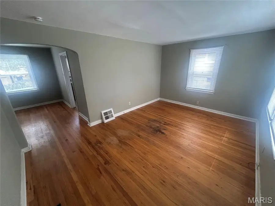 9327 Corregidor Drive, Saint Louis, MO 63134 - #3
