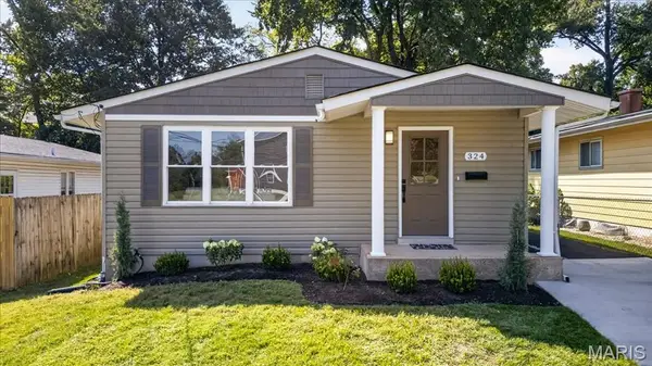 324 E Clinton Place, Kirkwood, MO 63122