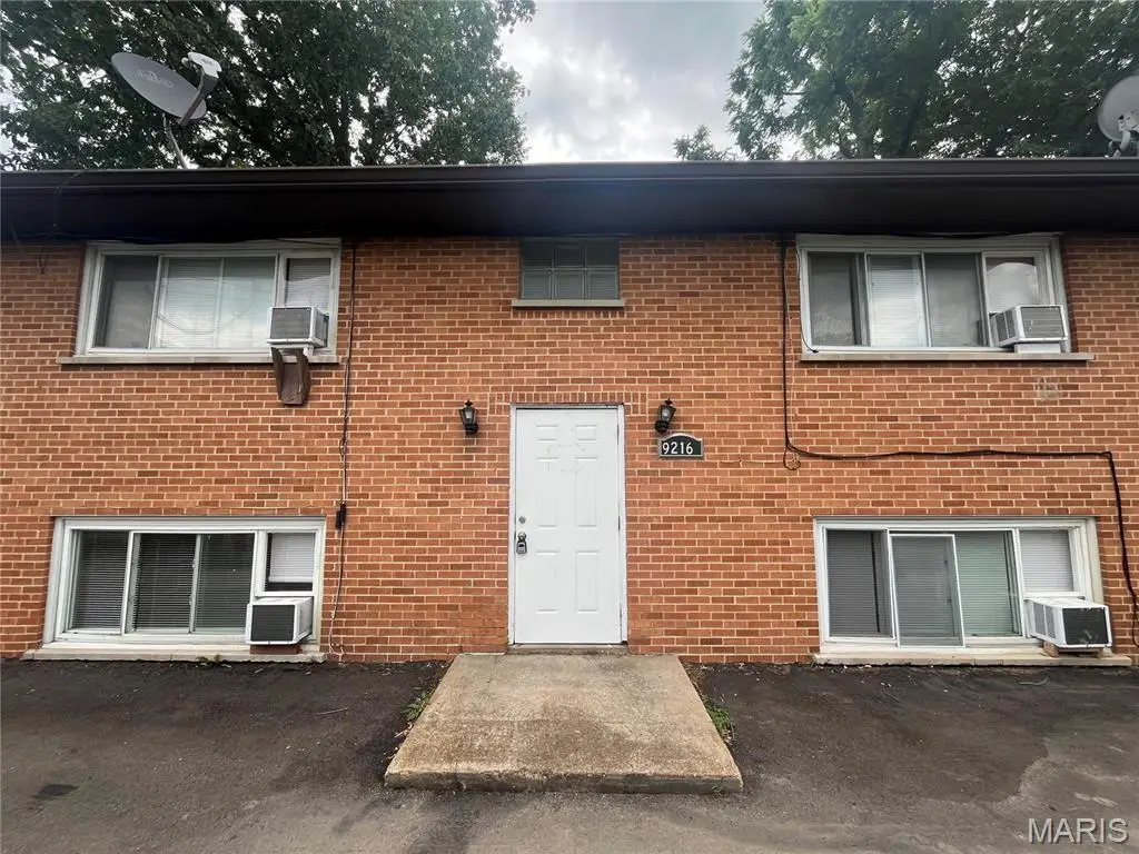 9216 Central Drive, Saint Louis, MO 63114 - #1