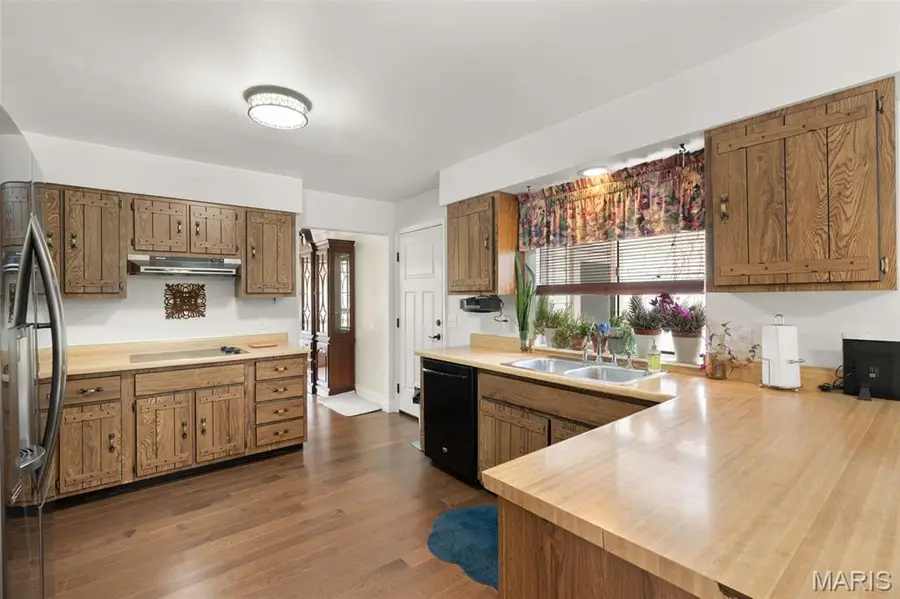 37 Great Lakes Drive, Saint Peters, MO 63376 - #3