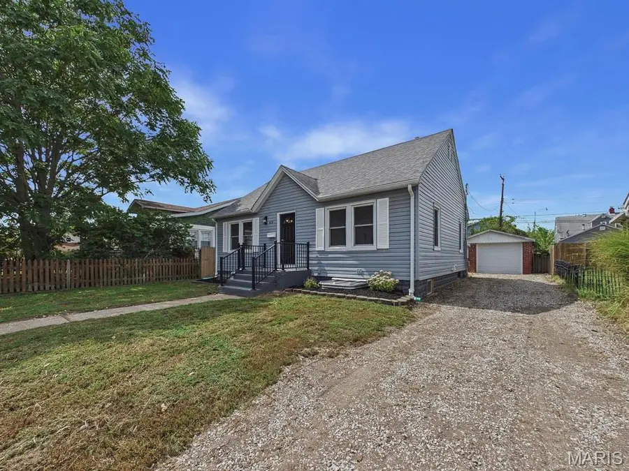 448 N 2nd Street, Wood River, IL 62095 - #2