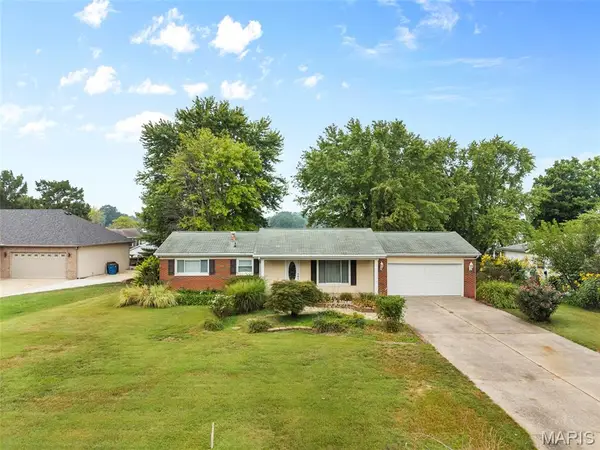 355 Wanda Drive, Edwardsville, IL 62025