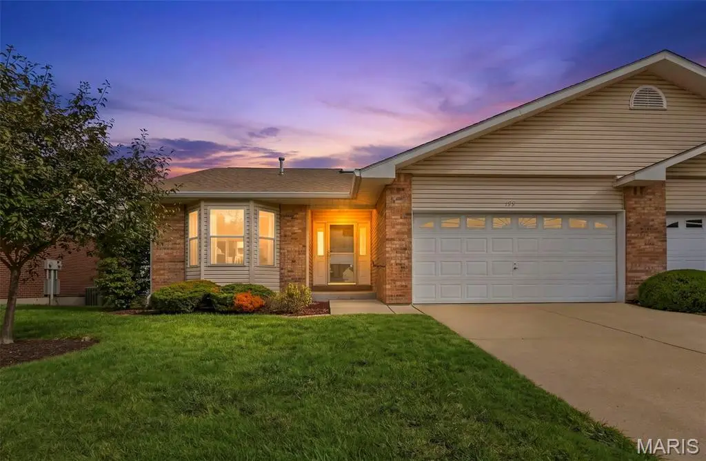 199 Southern Oaks Drive, Saint Charles, MO 63303 - #1