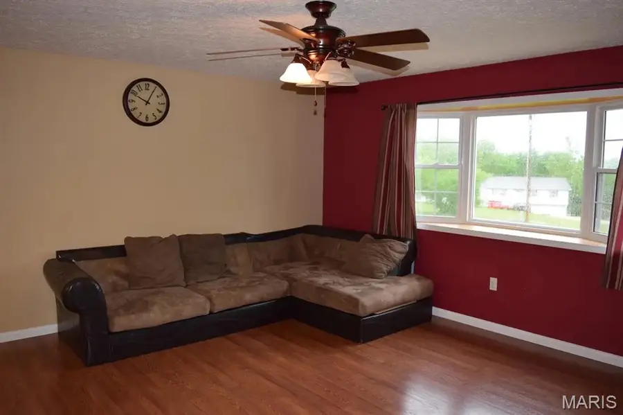 15370 Top Drive, Saint Robert, MO 65584 - #3