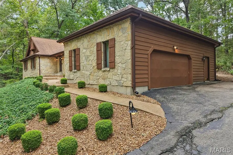 2260 Ridgley Woods Drive, Chesterfield, MO 63005 - #2