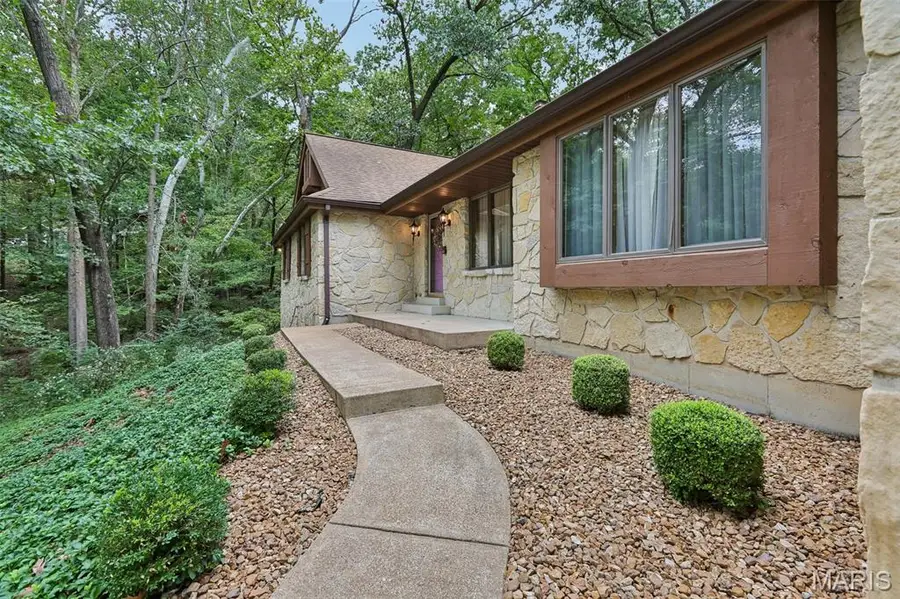 2260 Ridgley Woods Drive, Chesterfield, MO 63005 - #3