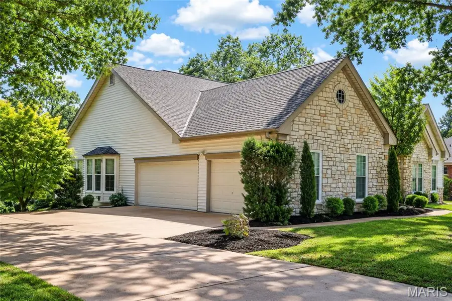 17711 Birch Leaf Court, Chesterfield, MO 63005 - #2