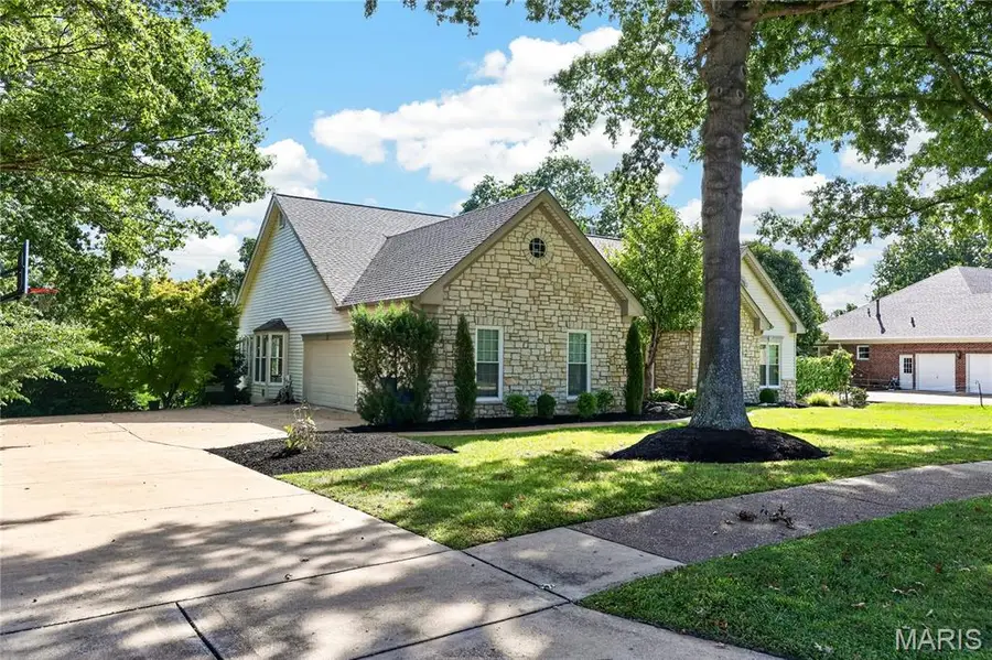 17711 Birch Leaf Court, Chesterfield, MO 63005 - #3