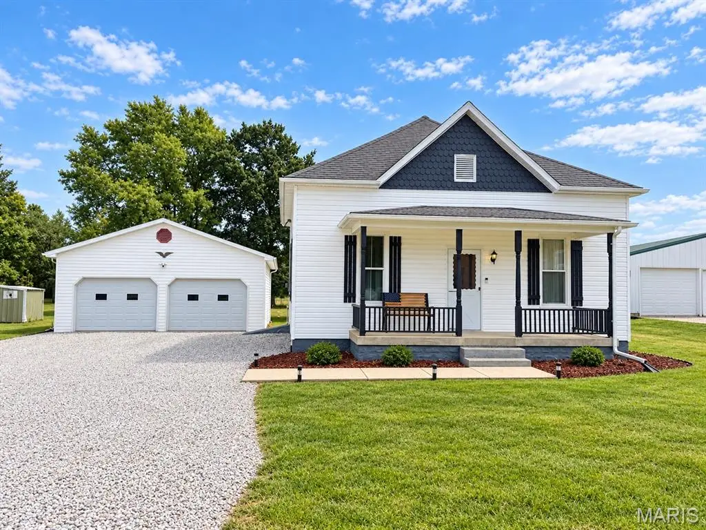 208 N Church Street, Mulberry Grove, IL 62262 - #1