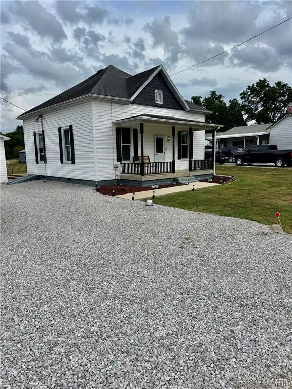 208 N Church Street, Mulberry Grove, IL 62262 - #2