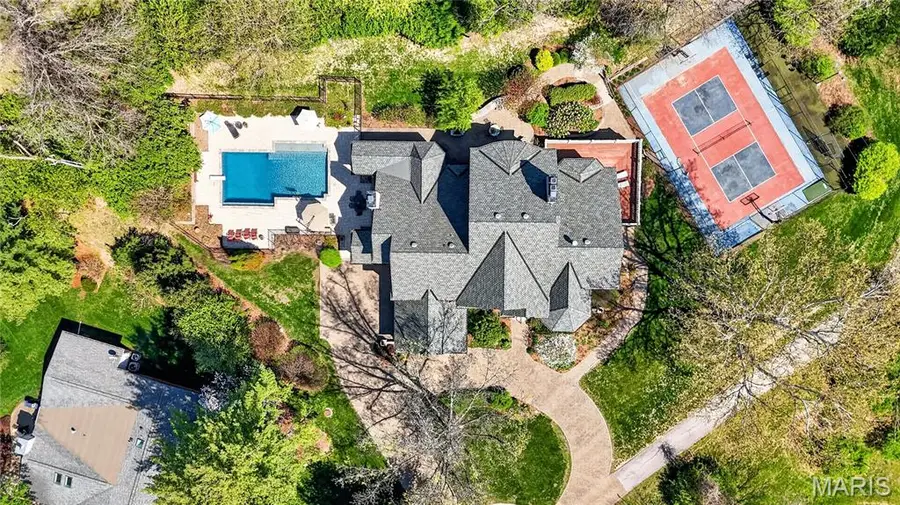 10600 Country View Drive, Creve Coeur, MO 63141 - #3