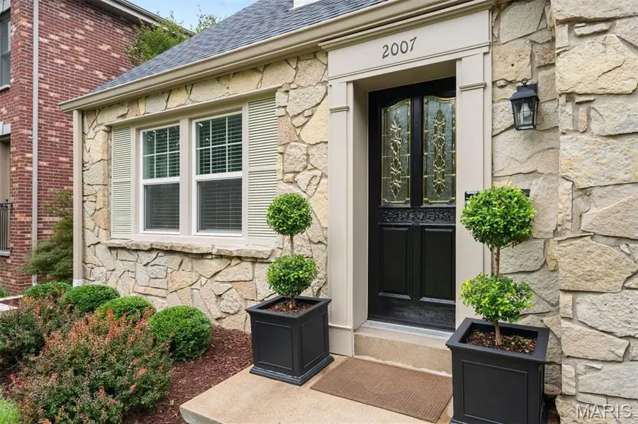 2007 Parkridge Avenue, Saint Louis, MO 63144 - #2