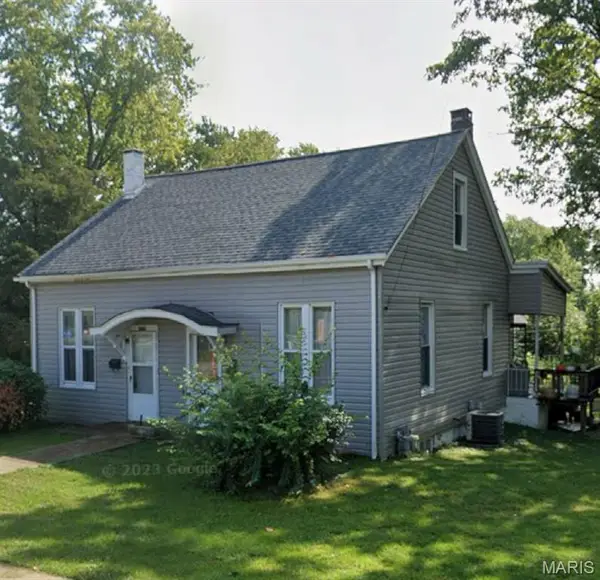 1214 Lebanon Avenue, Belleville, IL 62221