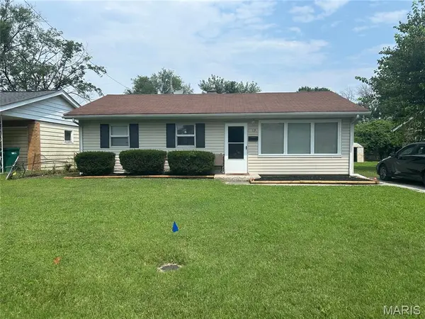 19 Leonard Drive, Cahokia, IL 62206