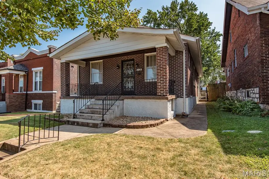 8120 Pennsylvania Avenue, Saint Louis, MO 63111 - #2