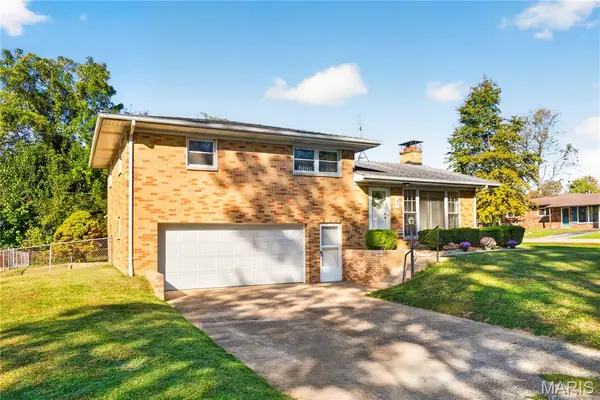 37 Venus Drive, Swansea, IL 62226