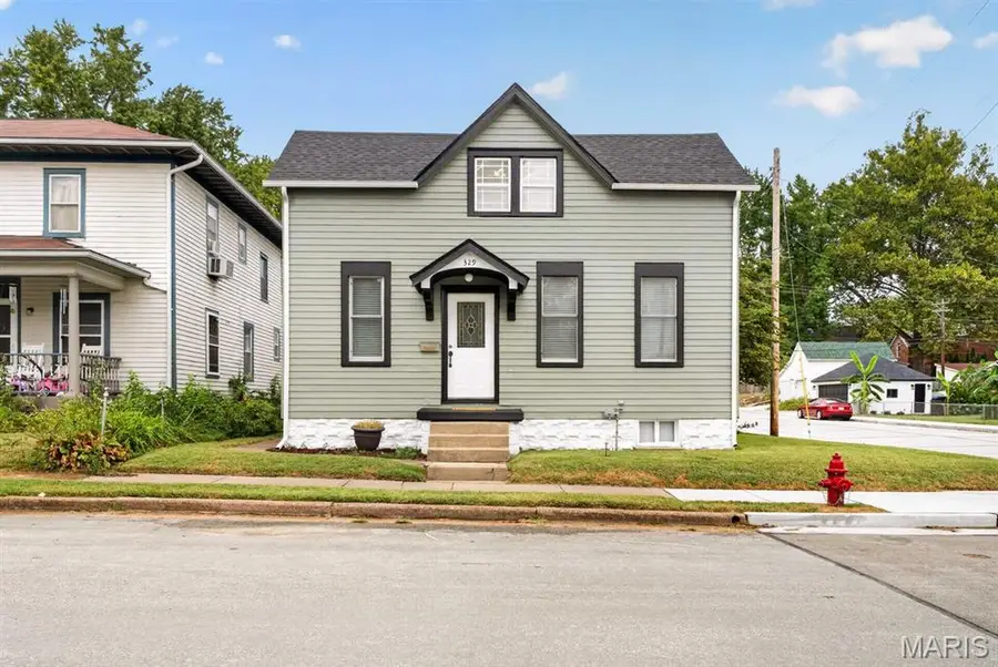 329 Houston Street, Saint Charles, MO 63301 - #2