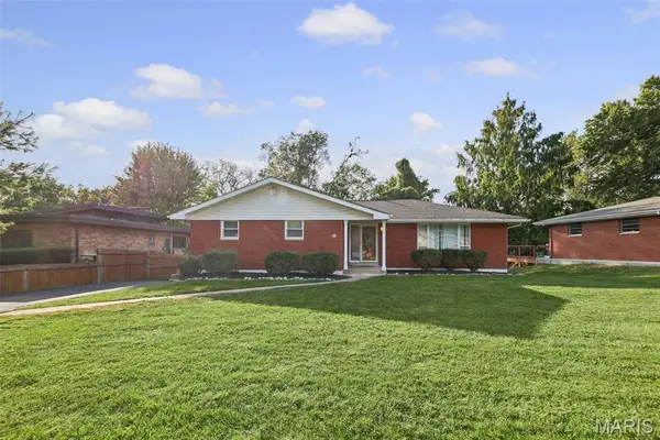 16 Londonderry Drive, Fairview Heights, IL 62208