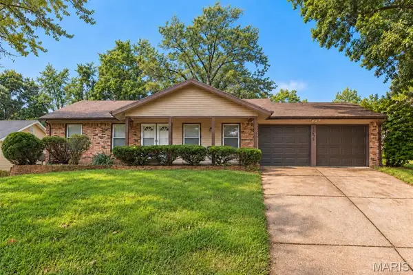 12929 Covington Gardens Drive, St Louis, MO 63138