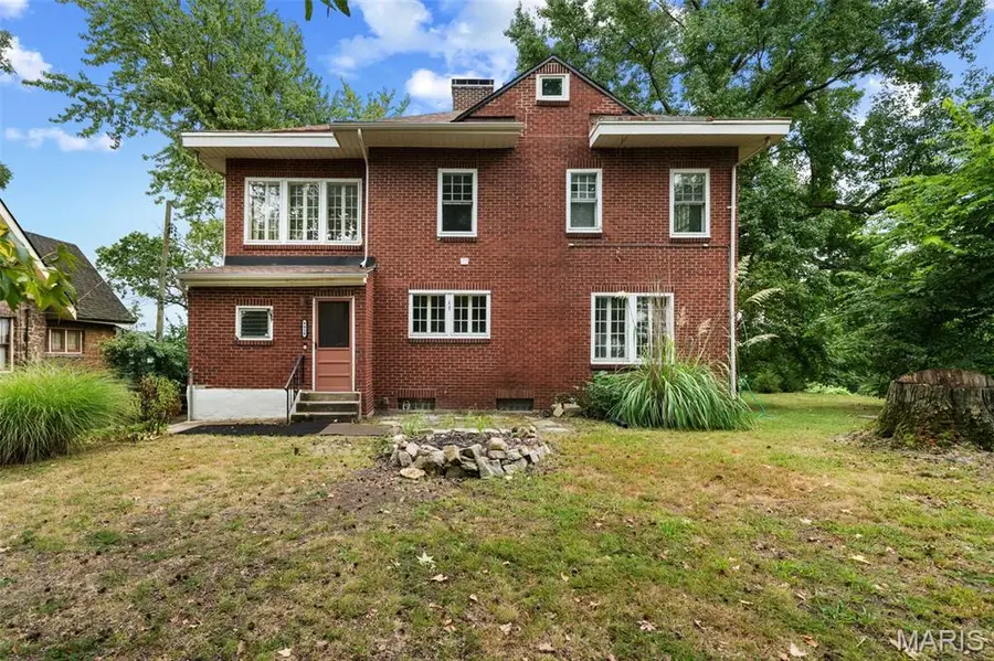 9914 Parkway Drive, Saint Louis, MO 63137 - #2