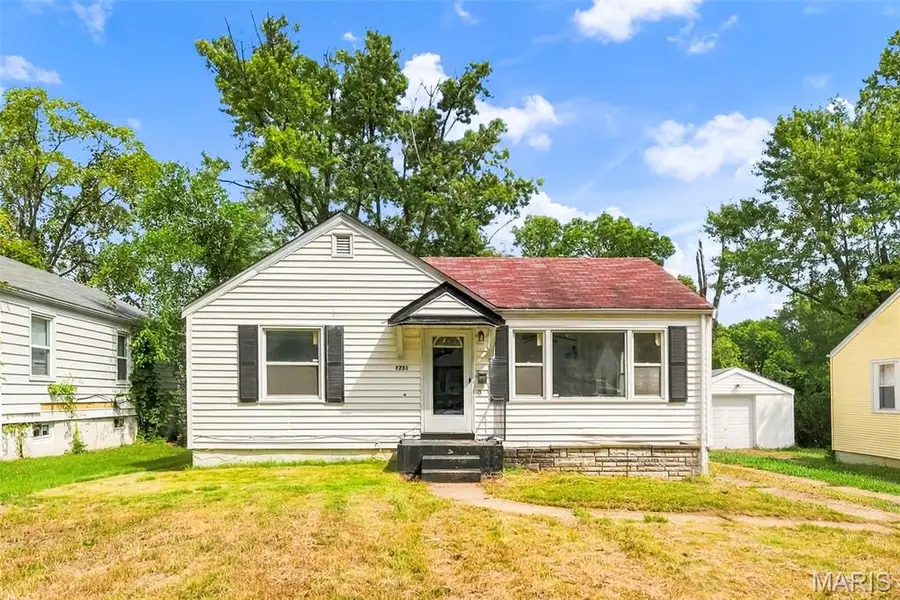 7751 Bloom Drive, Saint Louis, MO 63133 - #2