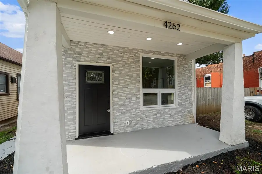 4262 Miami Street, Saint Louis, MO 63116 - #2
