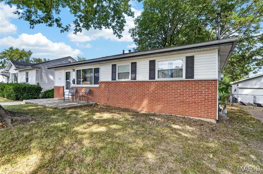 7734 Elton Street, Saint Louis, MO 63123 - #2