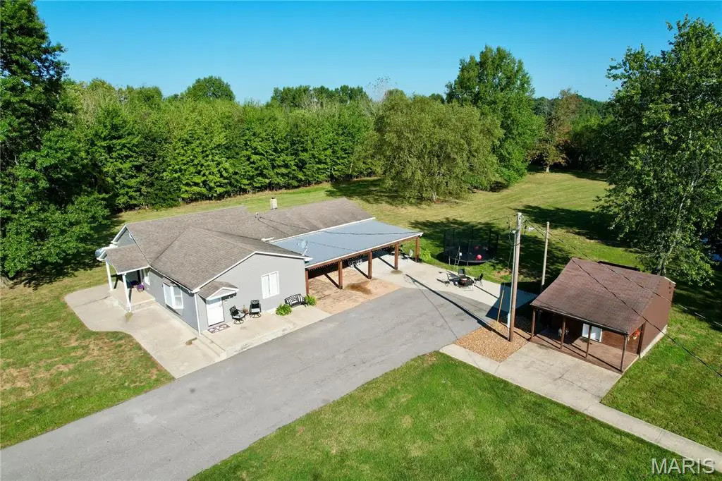 5823 Mcdaneld Road, Kell, IL 62853 - #1